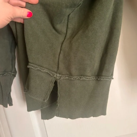 Aerie Forest Green Pullover - Picture 4 of 4